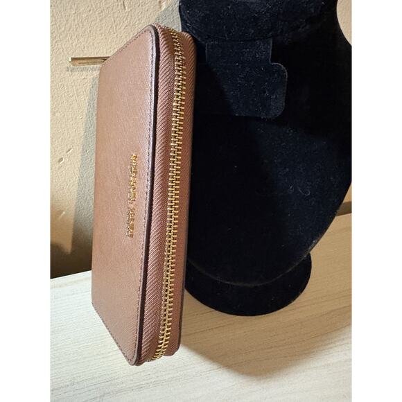 Michael Kors Jet Set Wristlet Wallet, Large - Brown - Picture 7 of 9